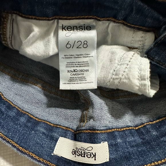 Kensie Jeans from stitch fix. Between mid-rise and high-rise. Ankle/cropped - Picture 5 of 6